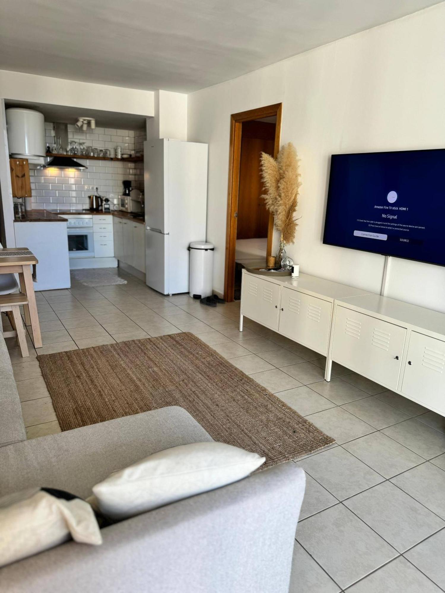 Ibiza - - Sleeps 4 - Old Town Apartamento *